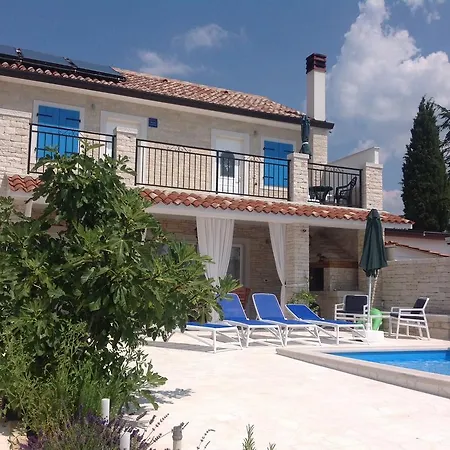 Danex Stella Maris Apartment