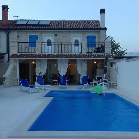 Danex Stella Maris Apartment *